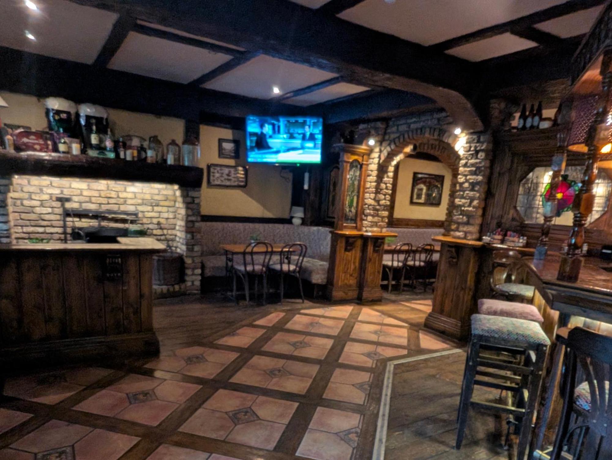 The Western Hotel Клерморис Екстериор снимка