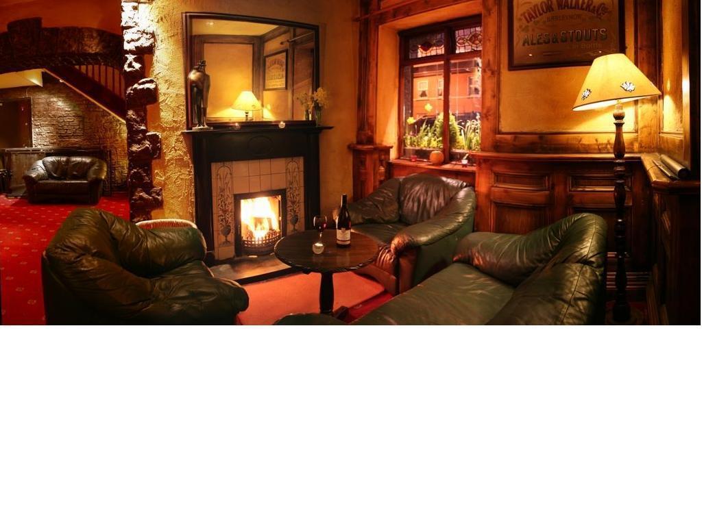 The Western Hotel Клерморис Екстериор снимка